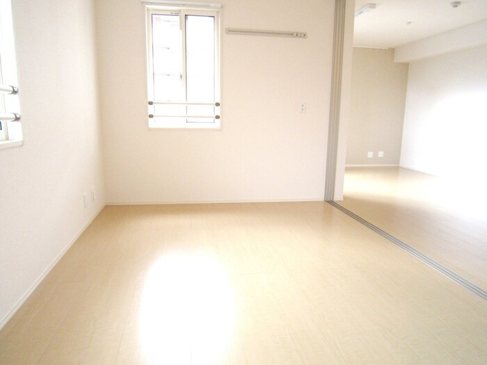 物件内観写真10　(居室)