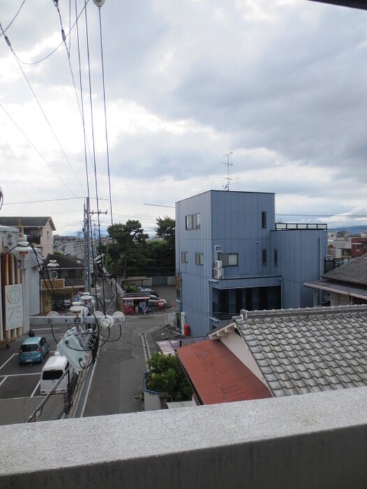 物件内観写真16　(室内からの展望)