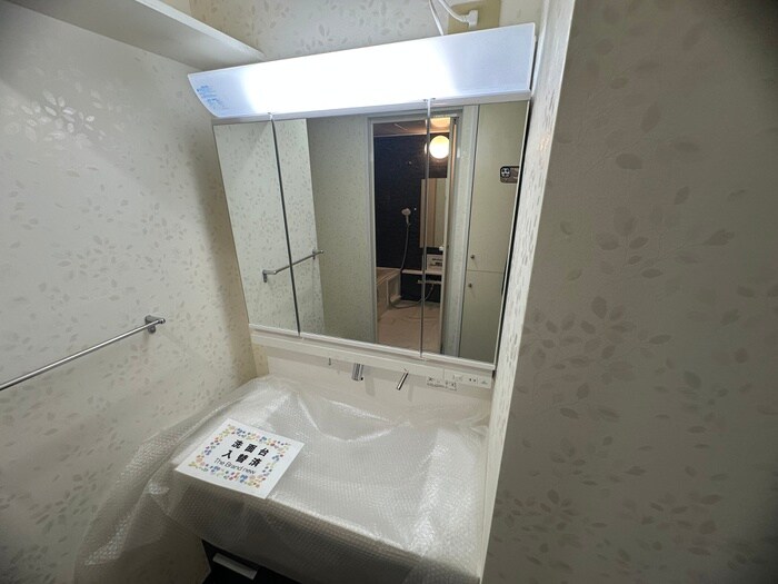 物件内観写真9　(洗面)