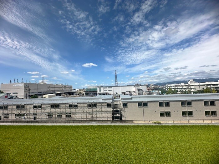 物件内観写真18　(室内からの展望)