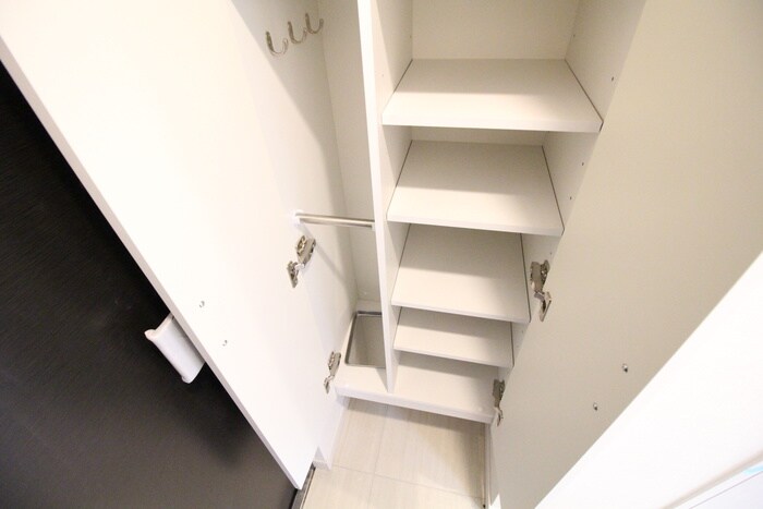 物件内観写真16　(靴箱)