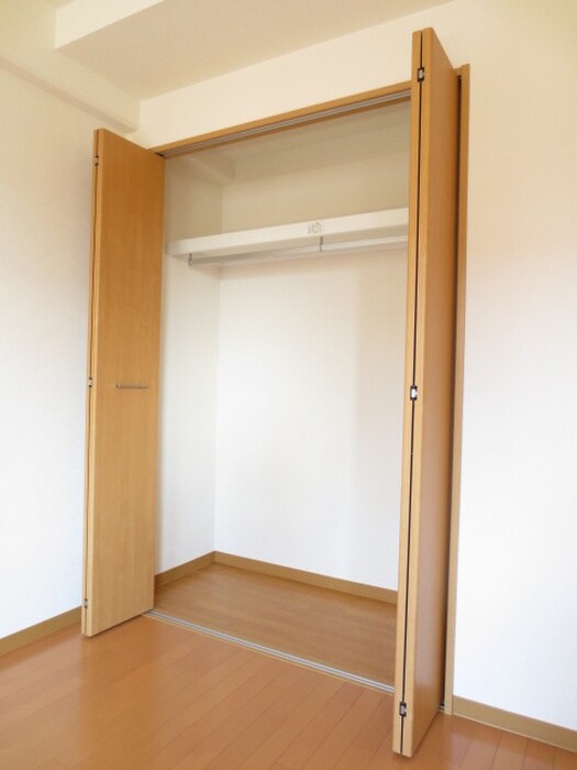 物件内観写真9　(洗面)