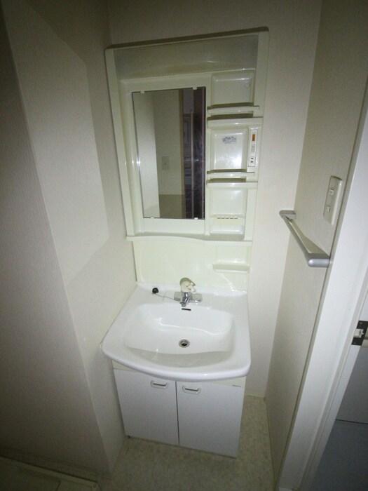 物件内観写真10　(洗面)