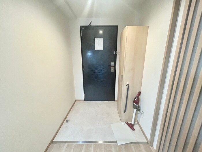 物件内観写真15　(玄関)