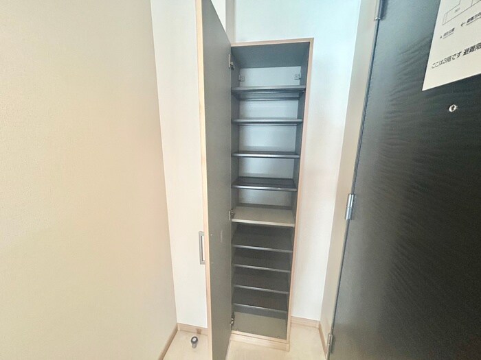 物件内観写真16　(靴箱)