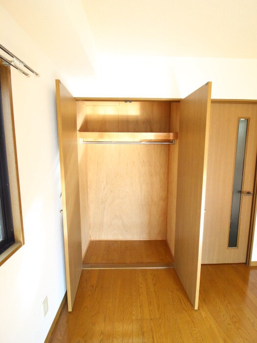 物件内観写真15　(収納)