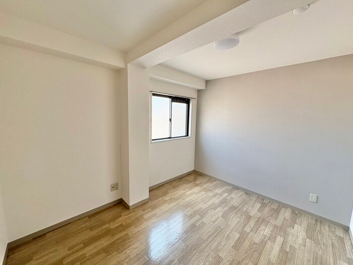 物件内観写真15　(居室)