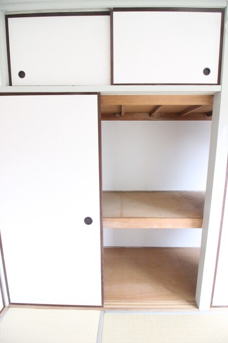 物件内観写真15　(収納)