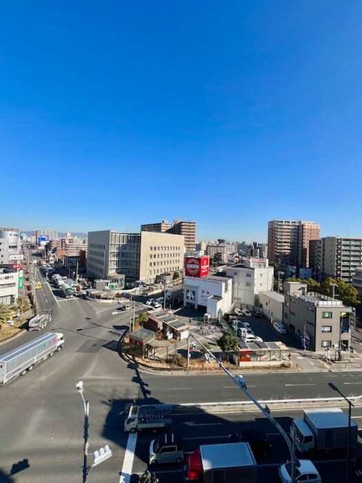 物件内観写真16　(室内からの展望)