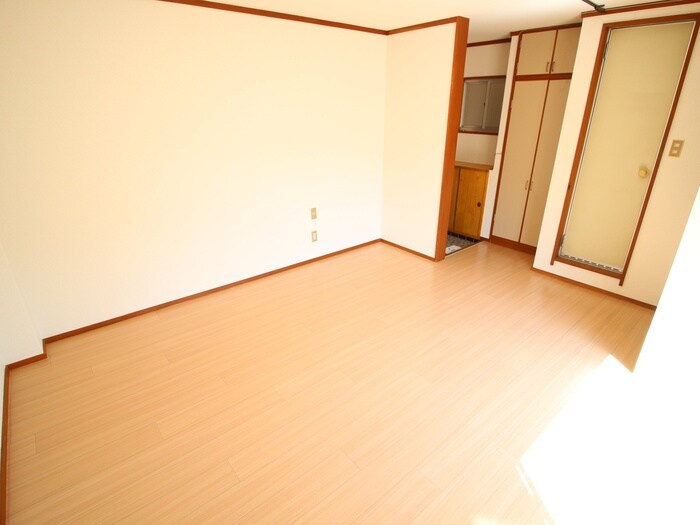 物件内観写真9　(居室)