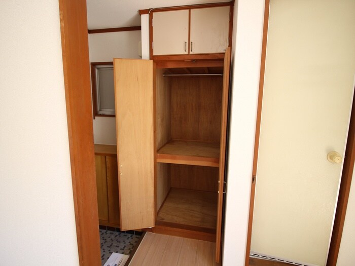物件内観写真10　(収納)
