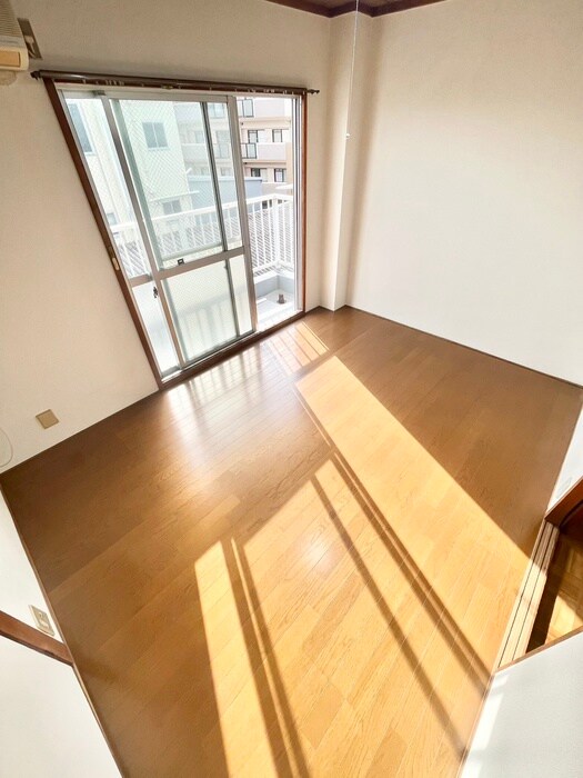 物件内観写真15　(居室)