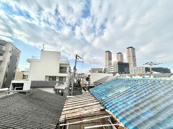 物件内観写真19　(室内からの展望)