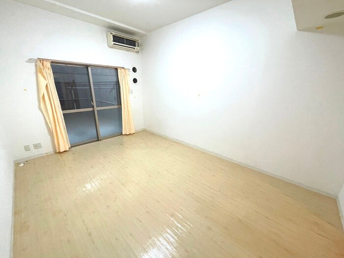 物件内観写真12　(居室)