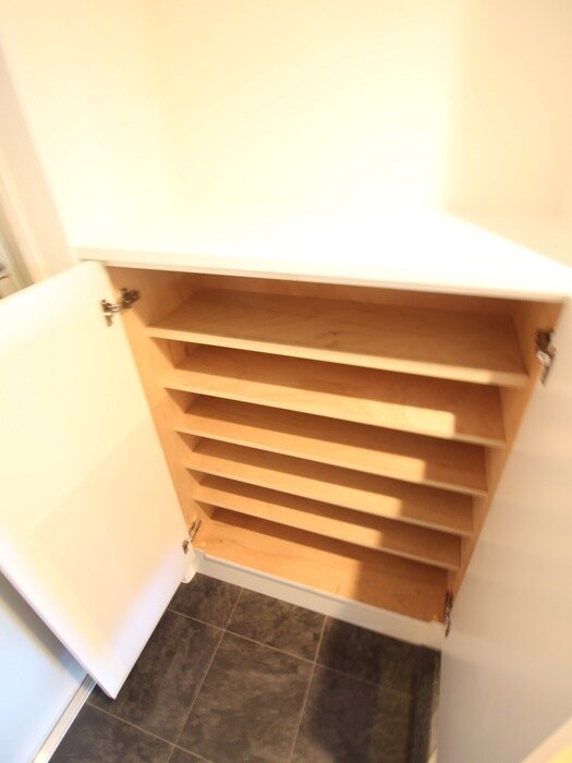 物件内観写真15　(靴箱)