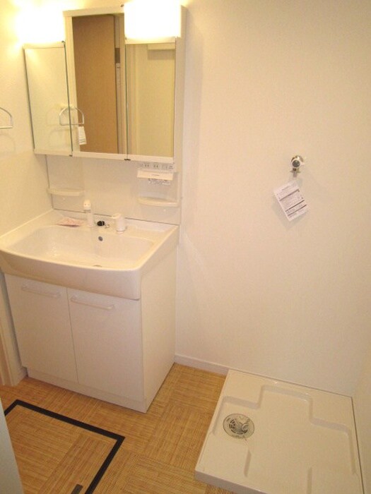 物件内観写真16　(洗面)