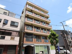 ＣＡＳＴＬＥ・ＥＡＳＴ外観写真