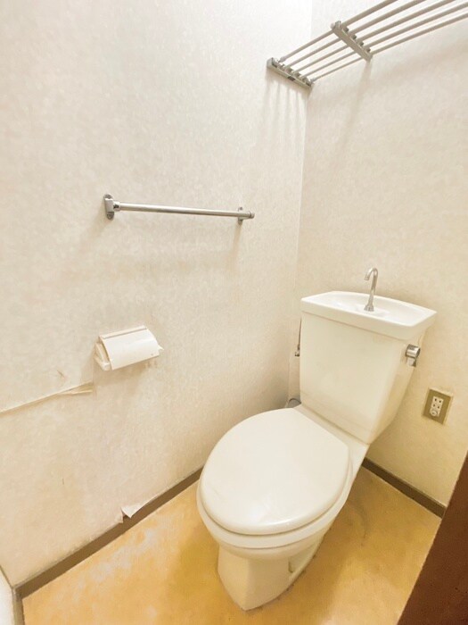 物件内観写真12　(トイレ)