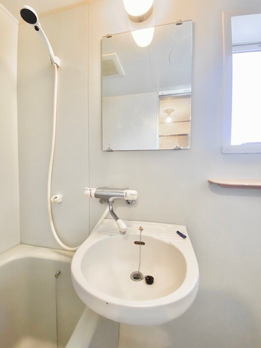 物件内観写真13　(洗面)