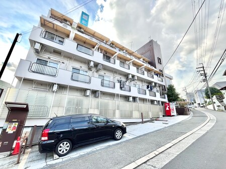 ユニバーサルコート柴原外観写真