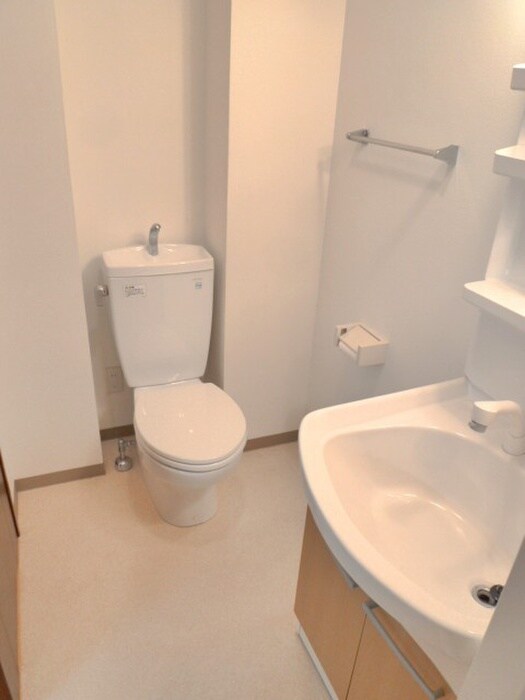 物件内観写真9　(洗面)