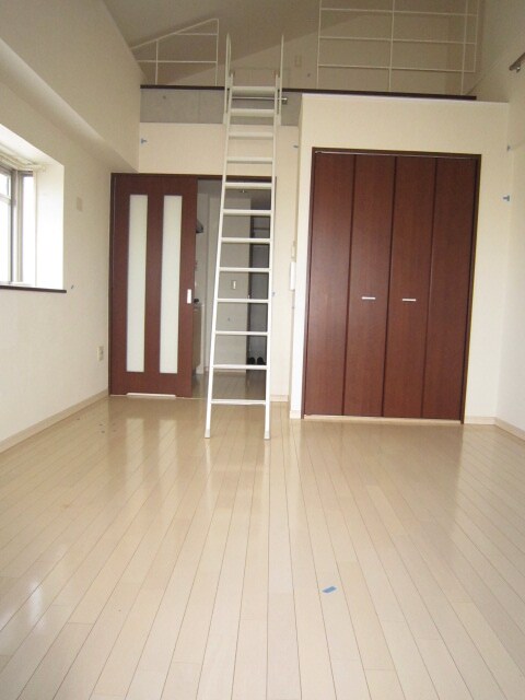 物件内観写真9　(居室)