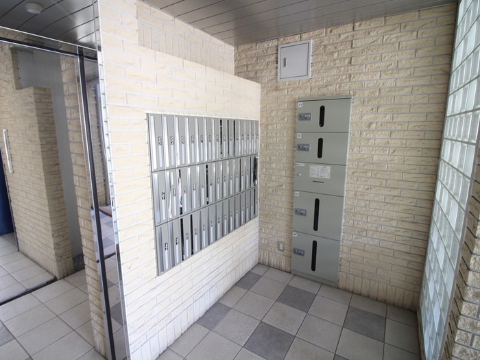 物件外観写真4　(建物設備)