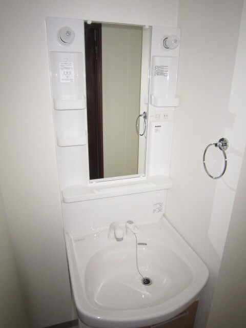 物件内観写真12　(洗面)