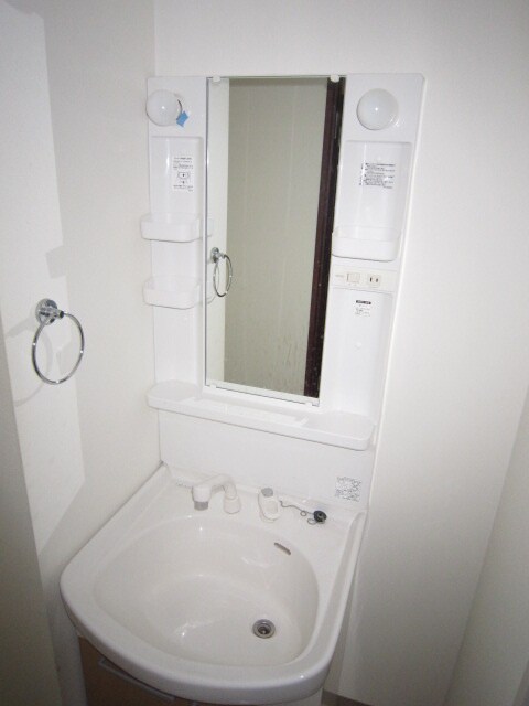 物件内観写真13　(洗面)