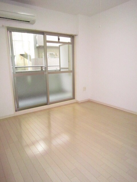 物件内観写真15　(居室)