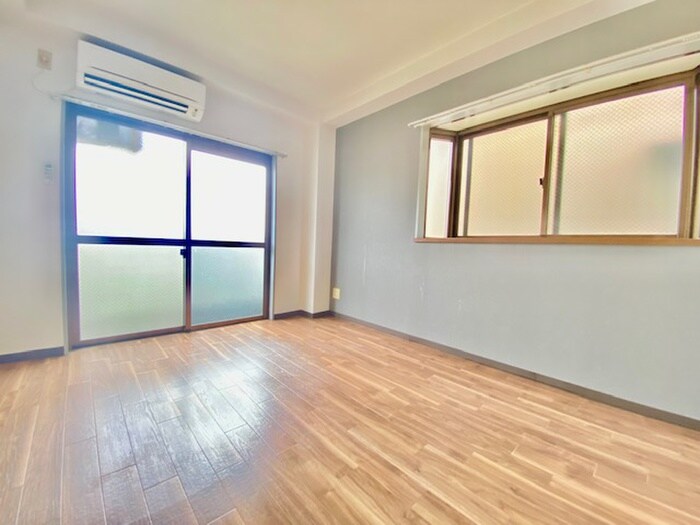 物件内観写真10　(居室)