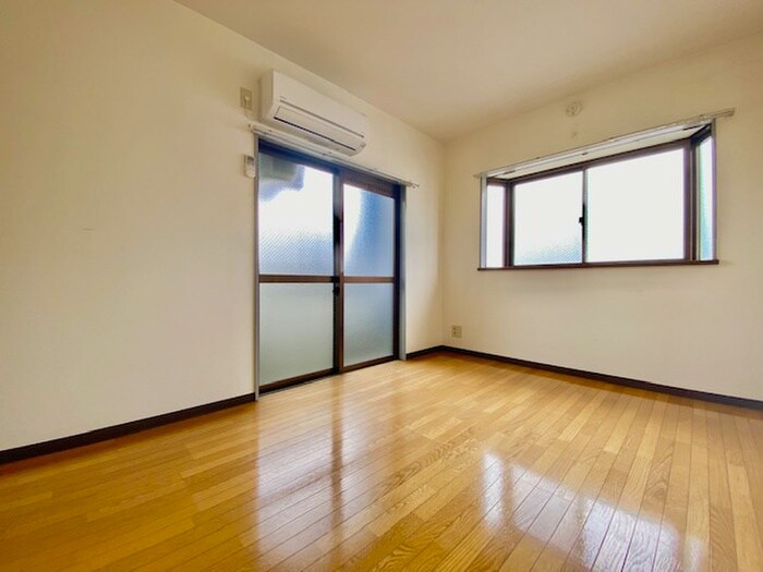 物件内観写真10　(居室)