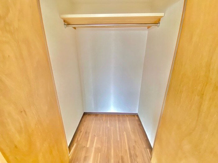 物件内観写真11　(収納)