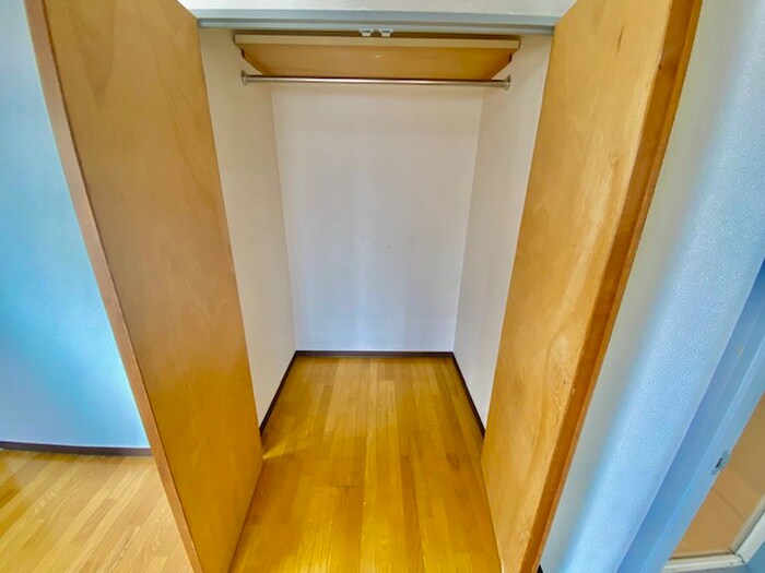 物件内観写真12　(収納)