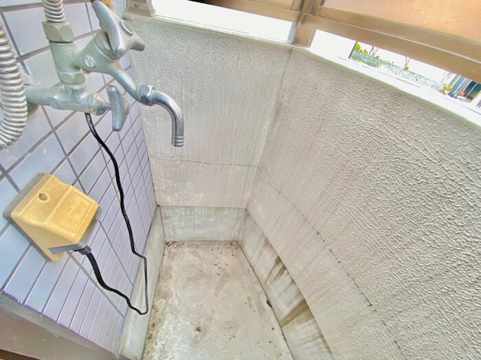 物件内観写真13　(洗濯機置場)