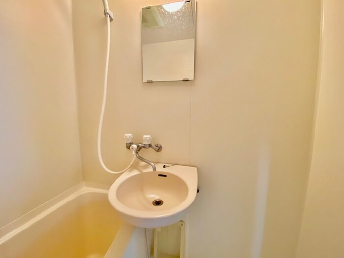 物件内観写真13　(洗面)