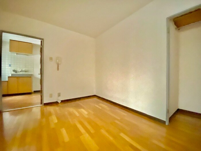 物件内観写真14　(居室)