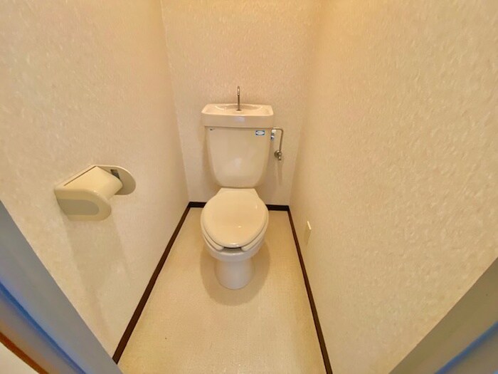 物件内観写真15　(トイレ)