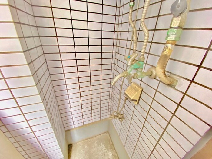 物件内観写真17　(洗濯機置場)