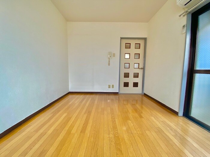 物件内観写真18　(居室)