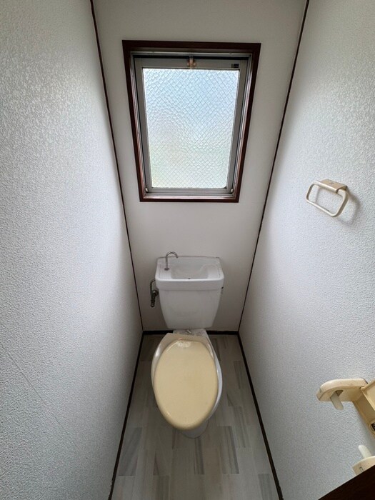 物件内観写真10　(トイレ)