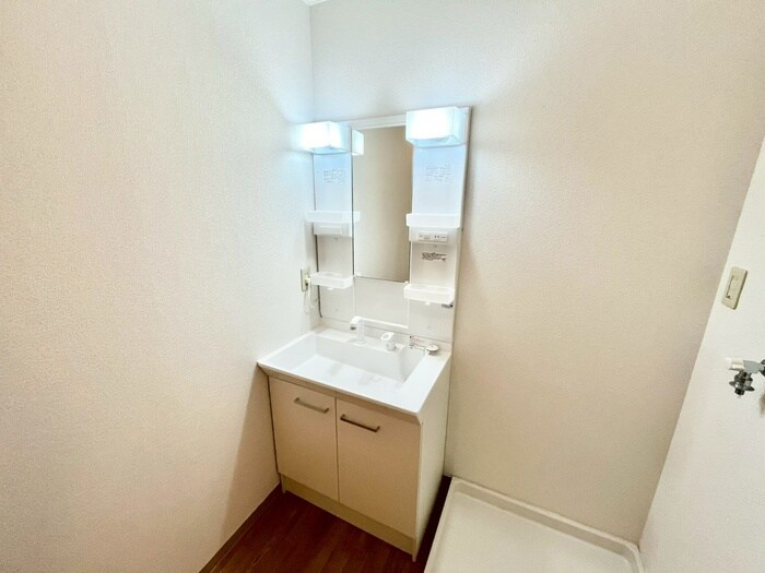 物件内観写真12　(洗面)