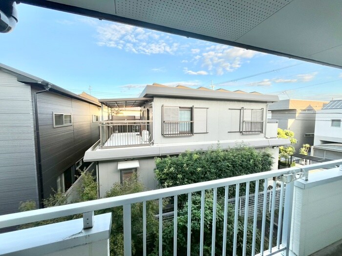 物件内観写真15　(室内からの展望)