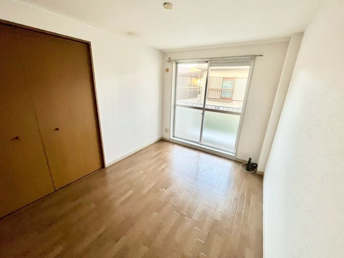 物件内観写真18　(居室)