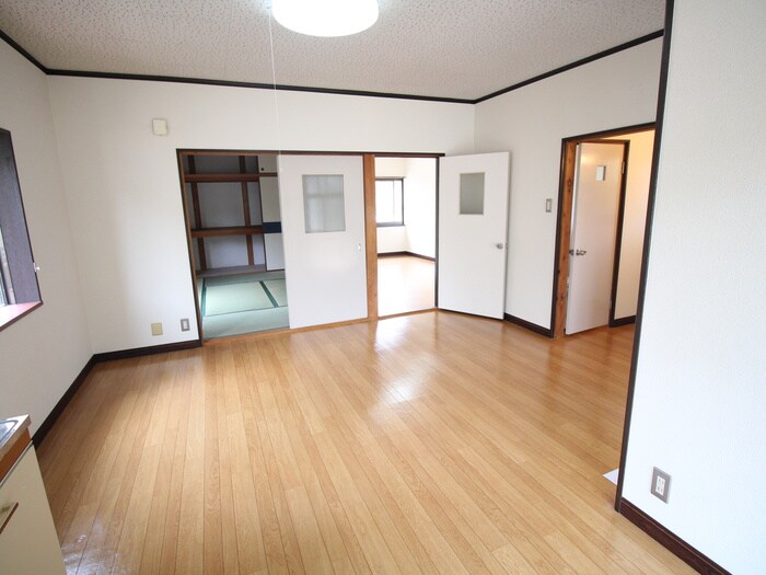 物件内観写真7　(居室)