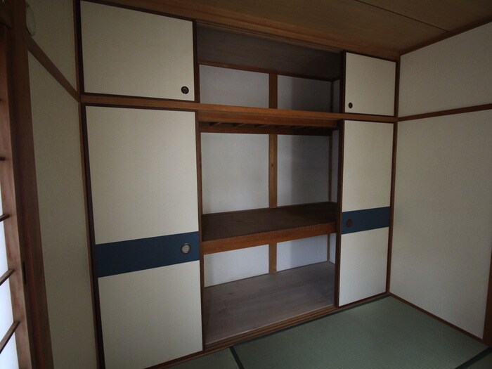 物件内観写真16　(収納)