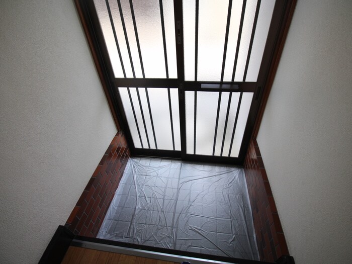 物件内観写真21　(玄関)