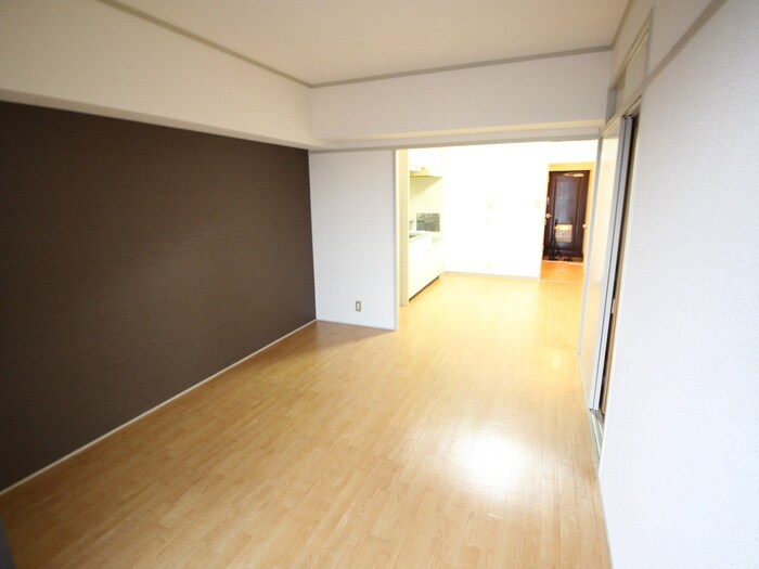 物件内観写真12　(居室)