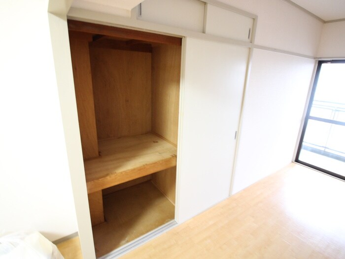 物件内観写真13　(収納)