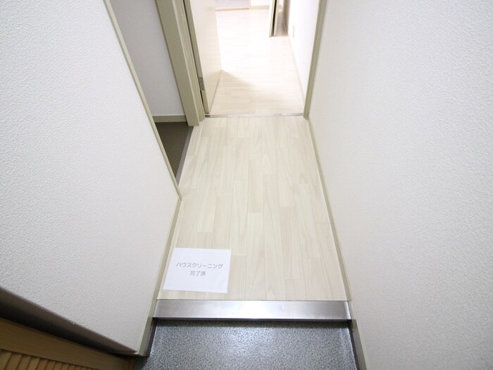 物件内観写真19　(廊下)